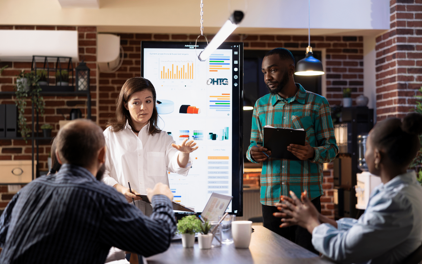 IT leadership playbook 2026 covering cyber resilience strategy, AI and automation for IT leaders, hybrid work IT security, and sustainable IT practices
